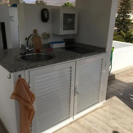Puerto De Mogan: Little Venice Harbor With Rooftop Terrace Apartment *